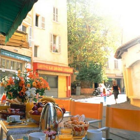 Little Palace Тулон Екстериор снимка