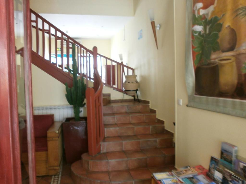Little Palace Тулон Екстериор снимка